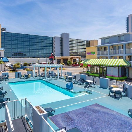 Ramada By Wyndham Virginia Beach Exterior photo