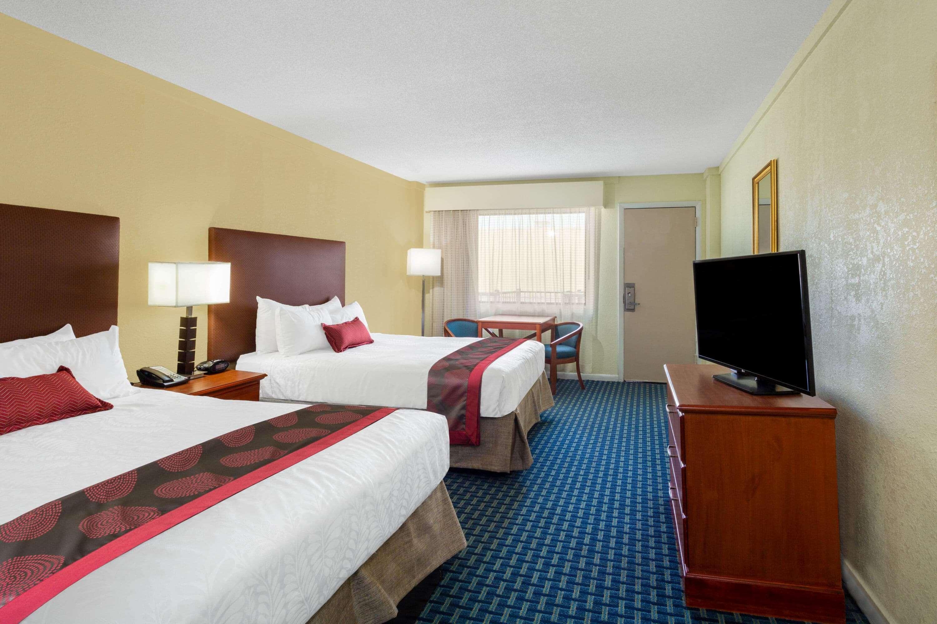 Ramada By Wyndham Virginia Beach Exterior photo